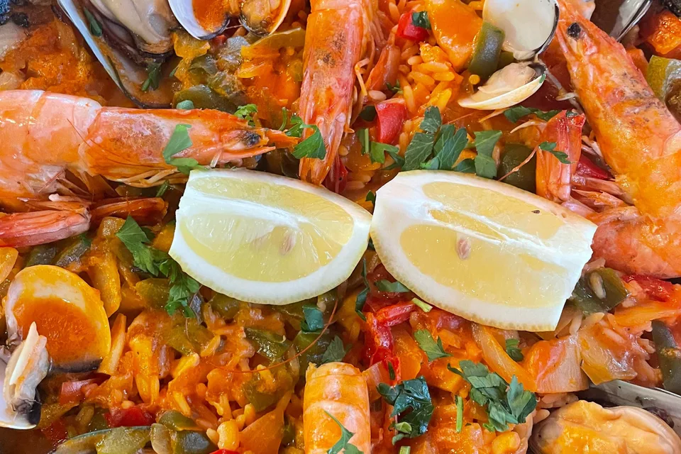 BookNoFees: Foto di esempio: Paella