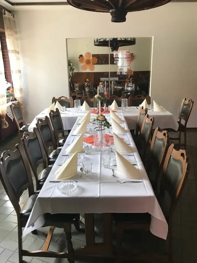 BookNoFees: Ristorante – Brambauer Hof (Nioduschewski Gasthaus) – Lünen – Brambauer Hof (Locanda Nioduschewski), foto 2