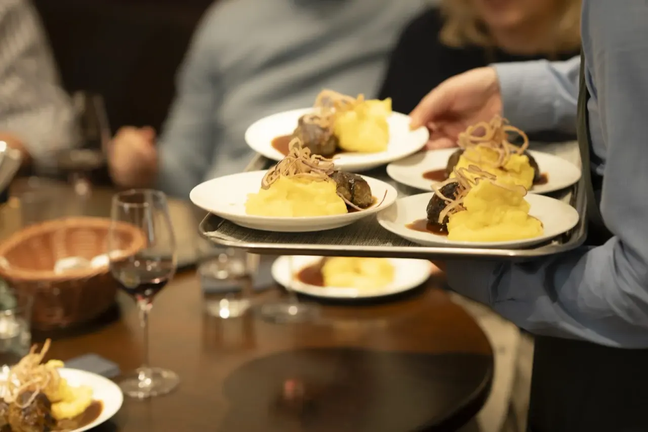BookNoFees: Ristorante – Edlingers Tempel – Vienna – Il Tempio di Edlinger, foto 1