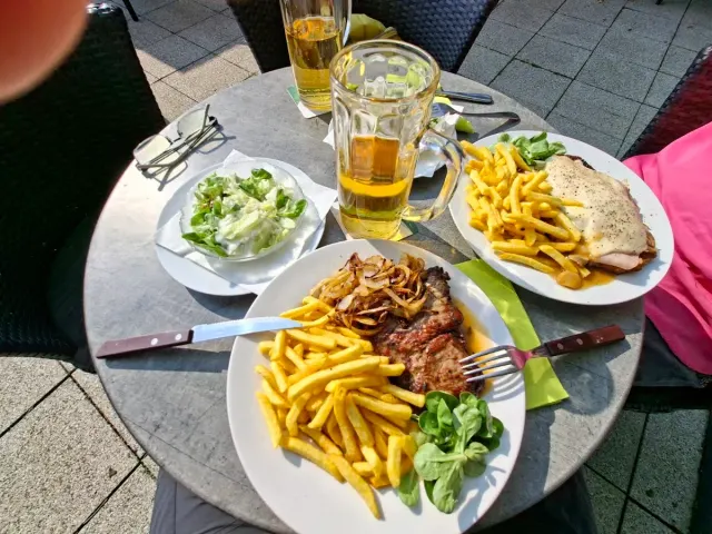 BookNoFees: Ristorante – Haus Callenberg – Castrop-Rauxel – Casa Callenberg, foto 3