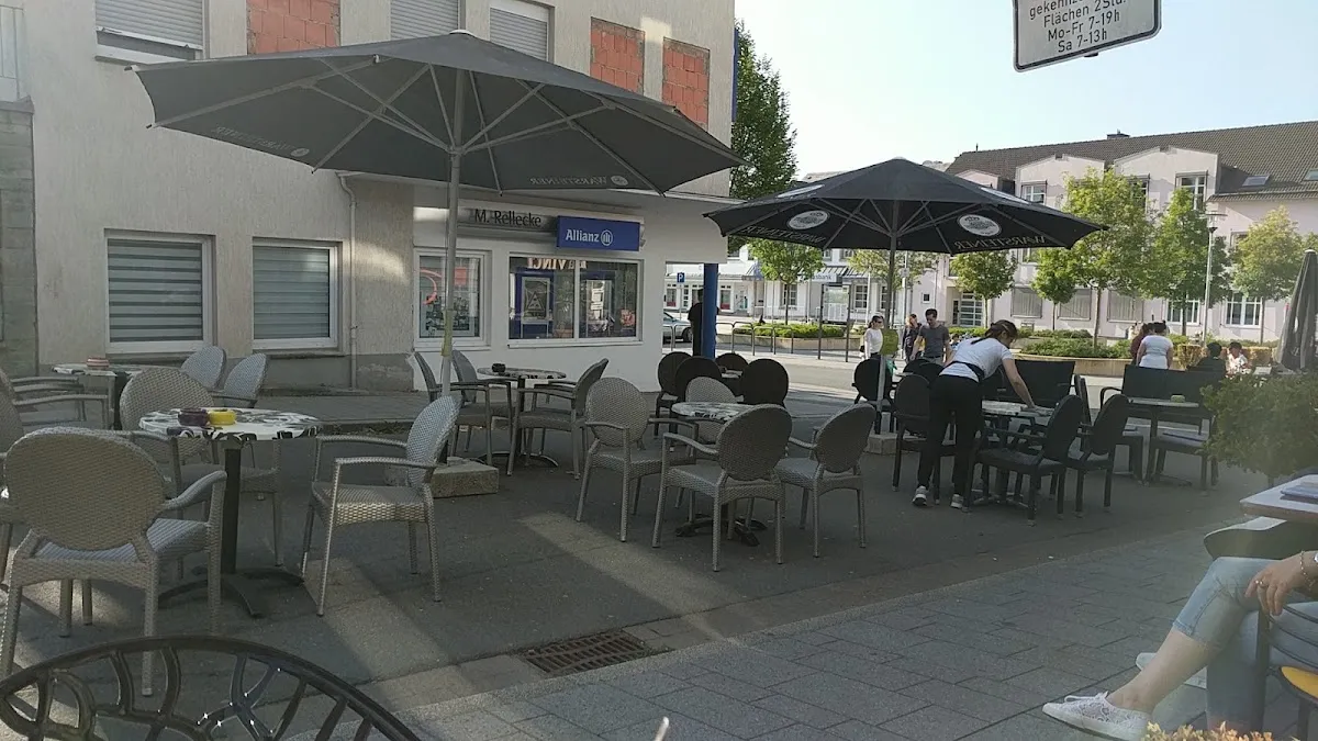 BookNoFees: Ristorante – Eiscafé Cortina – Warstein-Belecke – Eiscafé Cortina, foto 1