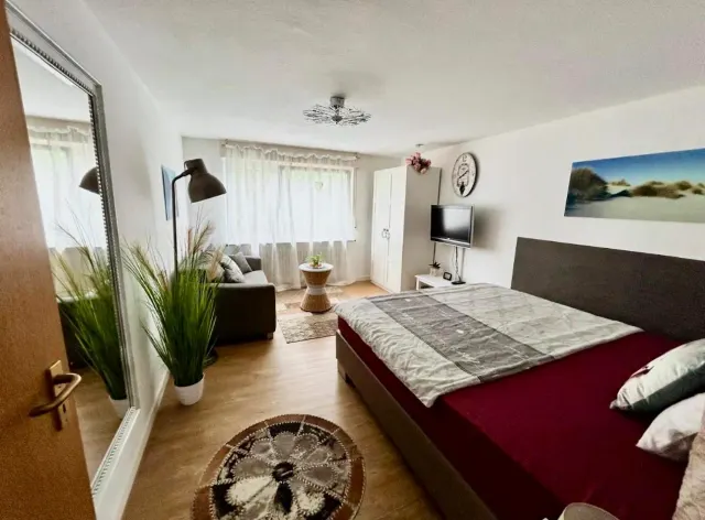 BookNoFees: Appartamento tranquillo con ingresso indipendente e vista sul giardino – Karlsruhe
