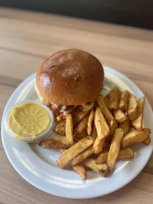 BookNoFees: Snack bar – Bigger Snack World – Bratislava – Un mondo di snack ancora più grande, foto 2