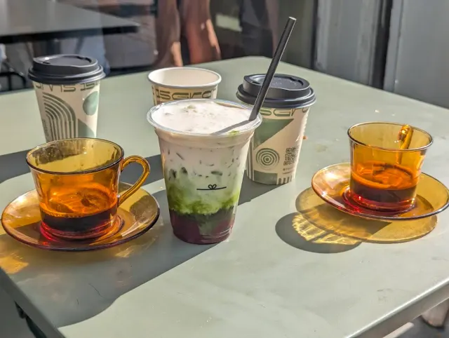 BookNoFees: Caffetteria – 15grams – London – 15 grammi, foto 2