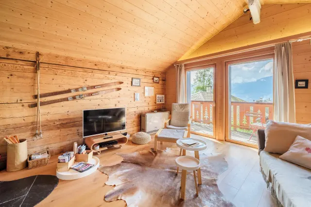BookNoFees: Chalet Rouge Cœur – Chalet storico con vista sulle Dents du Midi – Fenalet-Sur-Bex