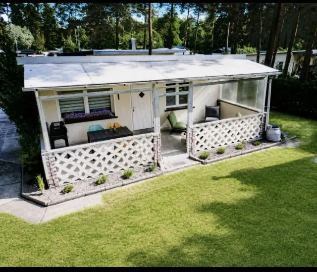 BookNoFees: casa vacanza a Gommern – Il sogno di un bungalow tra boschi e laghi