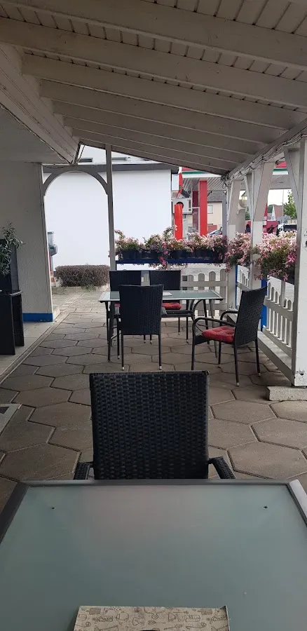 BookNoFees: Snack bar – Hüttengrill – Geseke – Griglia da rifugio, foto 3