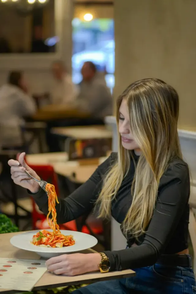 BookNoFees: Ristorante – Forni di Napoli Bazilika – Budapest – Forni di Napoli Bazilika, foto 2