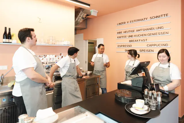 BookNoFees: Caffetteria – Kuchenamt – Vienna – Ufficio delle torte, foto 2