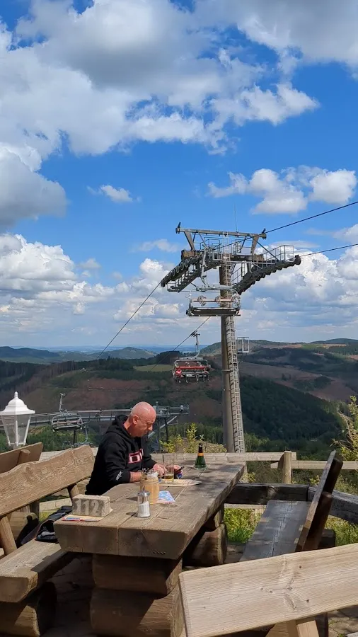 BookNoFees: Ristorante – Bobhaus – Winterberg – Bobhaus, foto 3