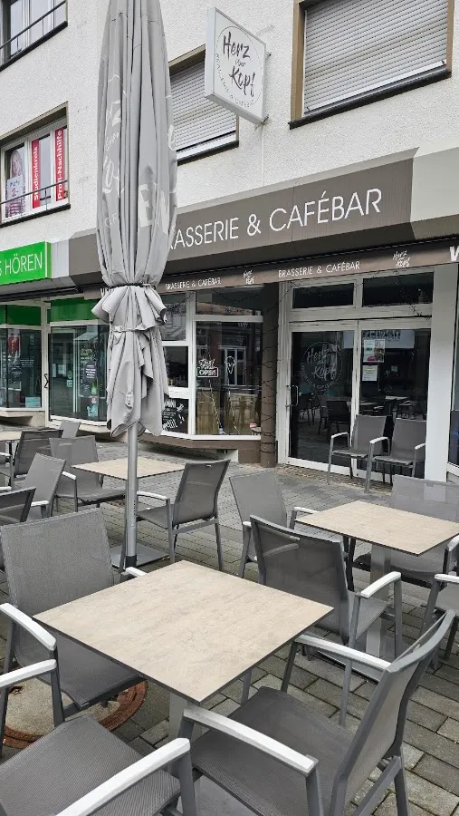 BookNoFees: Ristorante – Herz über Kopf – Meschede – A testa in giù, foto 3
