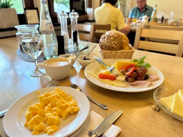 BookNoFees: Ristorante – Gasthof Kaiser – Kirchhundem – Locanda Kaiser, foto 3