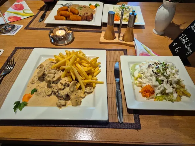 BookNoFees: Ristorante – Gasthof Schausten – Kreuztal – Locanda Schausten, foto 3