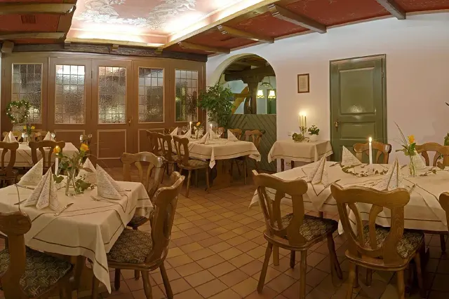 BookNoFees: Ristorante – Gasthof Dollen Hof – Meschede-Eversberg – Gasthof Dollen Hof, foto 2