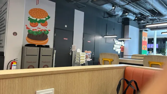 BookNoFees: Snack bar – Burger King – Helsinki – Burger King, foto 2