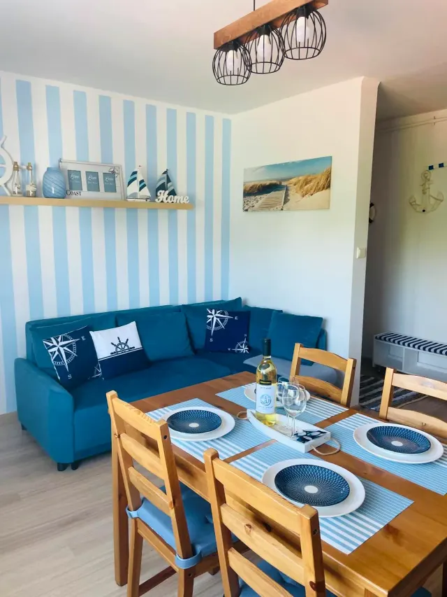 BookNoFees: casa vacanza a Jarosławiec – Appartamento sul mare dal carattere marinaro al piano terra