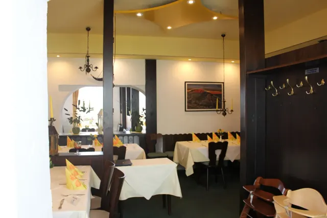 BookNoFees: Ristorante – Restaurant-Steakhaus Zum Bismarckturm – Fröndenberg – Ristorante-steakhouse “Zum Bismarckturm”, foto 3