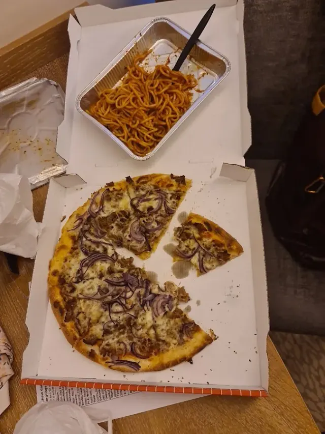 BookNoFees: In-Time Pizza-Döner, Hilchenbach