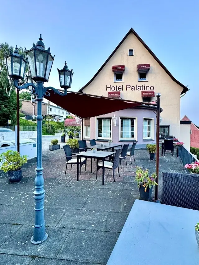 BookNoFees: Ristorante – Hotel Palatino – Sundern-Langscheid – Hotel Palatino, foto 2
