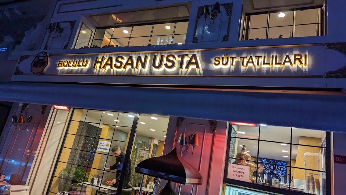 BookNoFees: Gelato – Bolulu Hasan Usta – Istanbul – Hasan Usta, originario di Bolu, foto 1