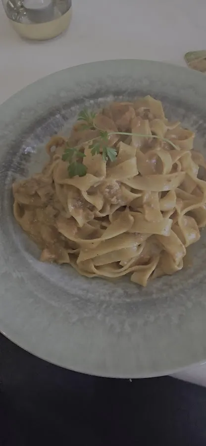 BookNoFees: Ristorante – In Vino Veritas – Finnentrop – Nel vino c'è la verità, foto 2