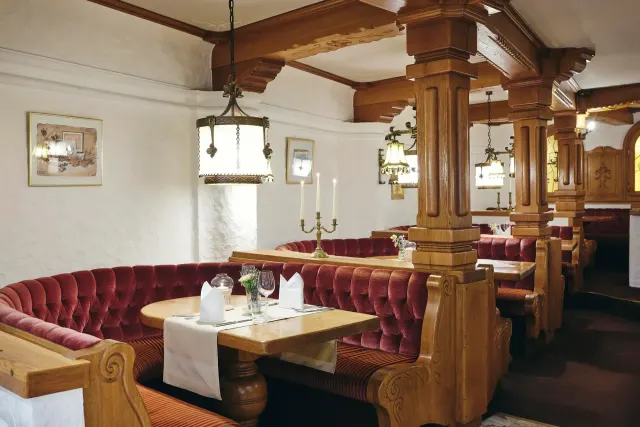 BookNoFees: Ristorante – Struck Landhotel & Spa – Attendorn – Struck Landhotel & Spa, foto 2