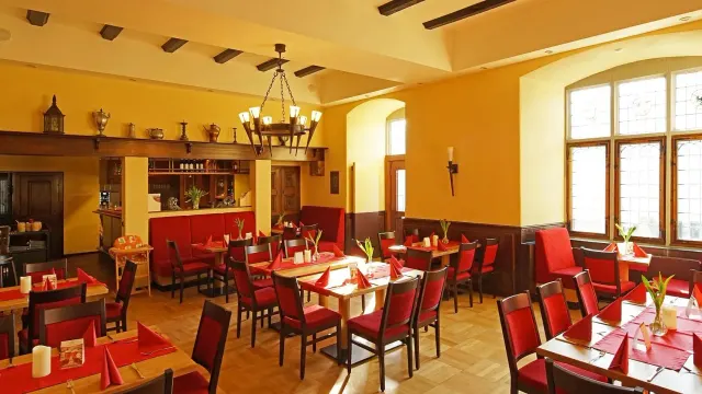 BookNoFees: Ristorante – Burgrestaurant Altena – Altena – Ristorante Burgrestaurant Altena, foto 2