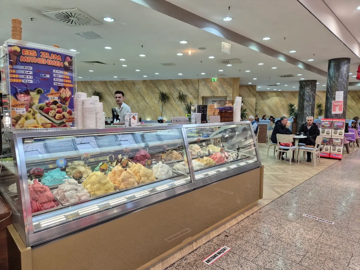 BookNoFees: Ristorante – Eiscafé Leone – Lüdenscheid – Eiscafé Leone, foto 1