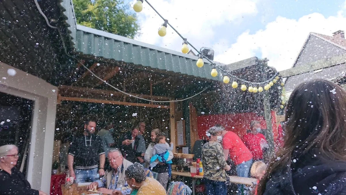 BookNoFees: Caffetteria – Cafe "Klunterbunt" – Nachrodt-Wiblingwerde – Caffetteria "Klunterbunt", foto 1