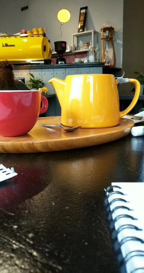 BookNoFees: Caffetteria – Yellow Cafe – Athens – Yellow Cafe, foto 3