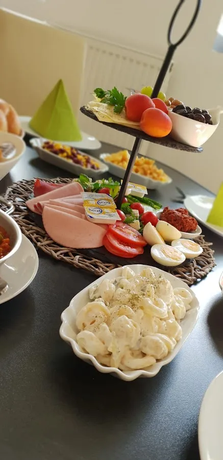 BookNoFees: Caffetteria – Ütterlingser Frühstücksstube – Werdohl – La sala colazioni di Ütterlings, foto 1