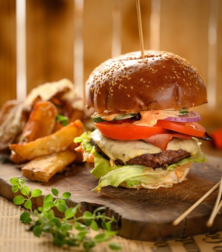 BookNoFees: Ristorante – Burger si Scoici – Bucharest – Hamburger e cozze, foto 1