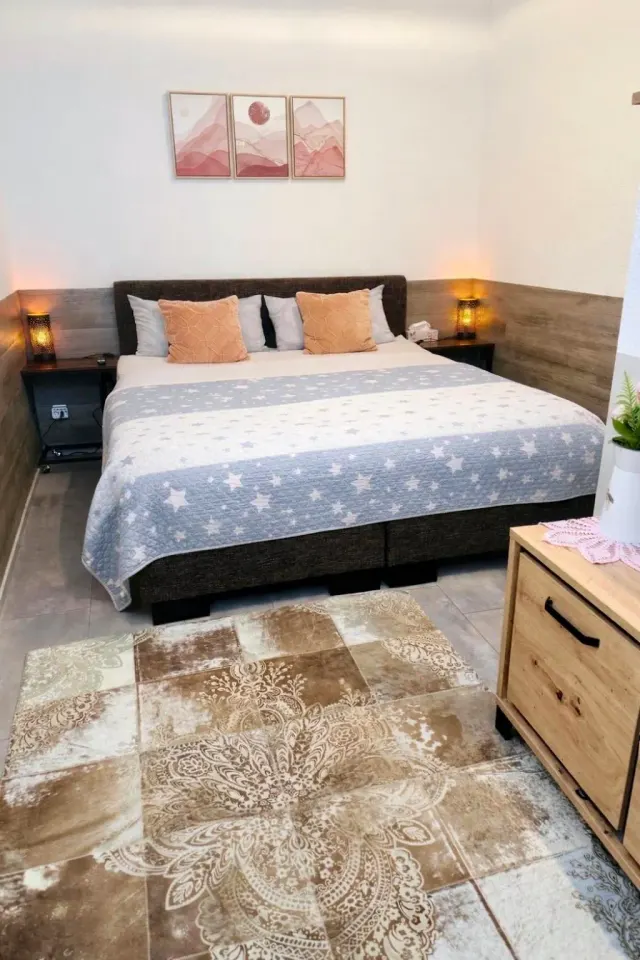 BookNoFees: Appartamento con vista sulla galleria, privo di barriere architettoniche e con ingresso indipendente – Rheinstetten