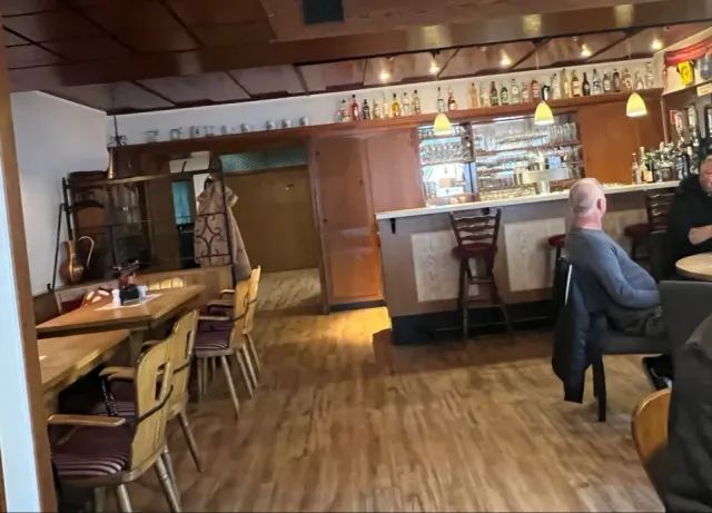 BookNoFees: Ristorante – Haus Mäler – Breckerfeld – Casa Mäler, foto 3