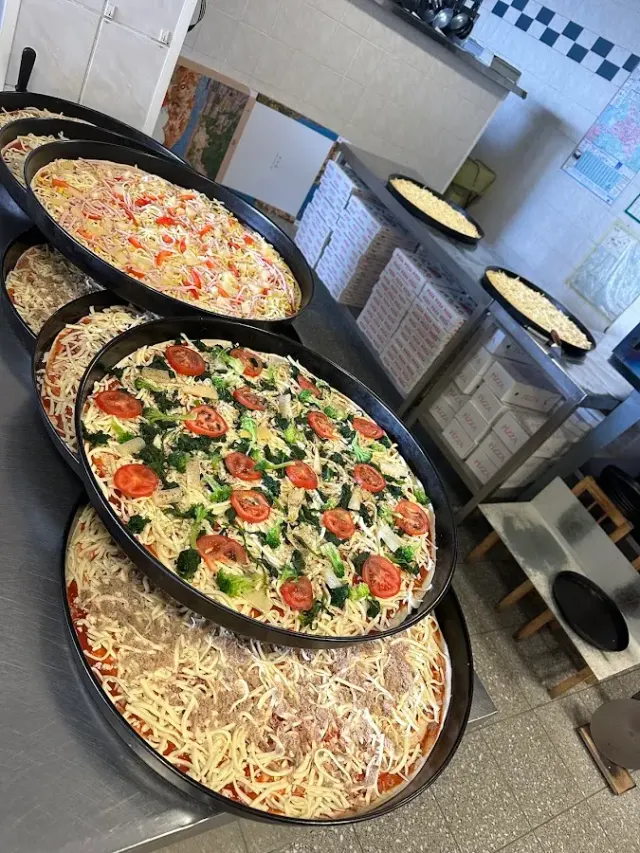 BookNoFees: Ristorante – Don Camillo Pizza-Service – Lüdenscheid – Don Camillo Pizza-Service, foto 2