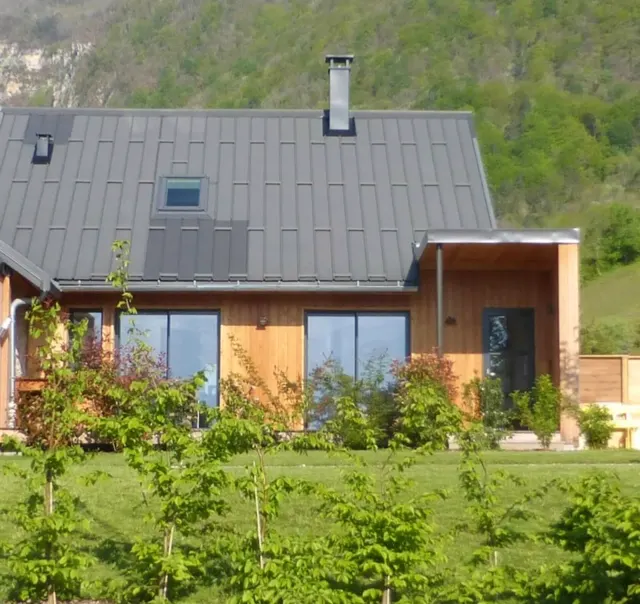 BookNoFees: Spazioso alloggio rurale - piscina e vista sulle montagne in Savoia, 7 persone – St Pierre D'albigny