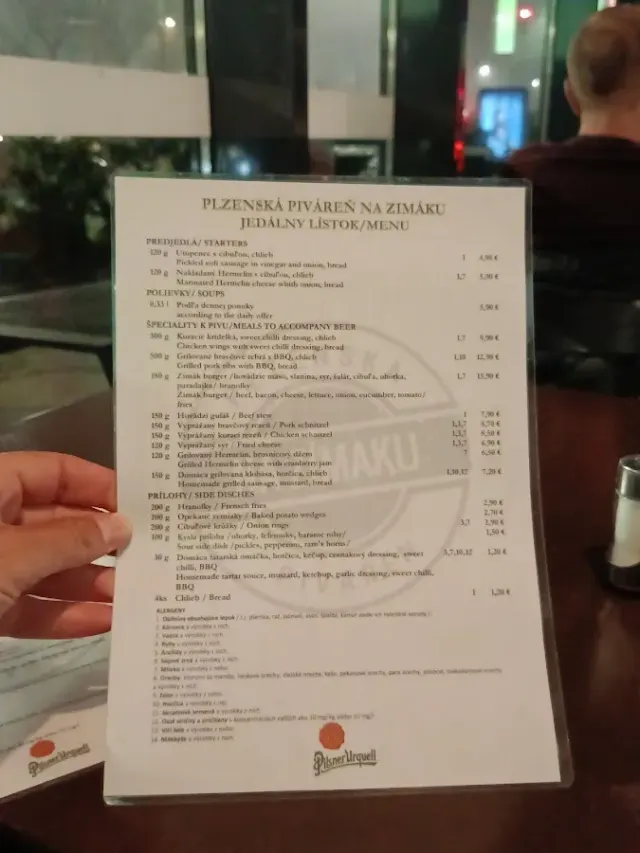 BookNoFees: Ristorante – Plzenská Piváreň Na Zimáku – Bratislava – La birreria "Na Zimáku" di Plzeň, foto 2