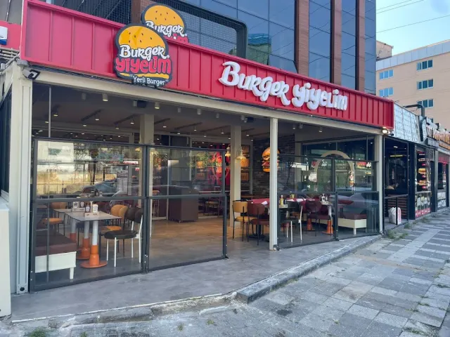 BookNoFees: Burger Yiyelim - Şerifali, Istanbul