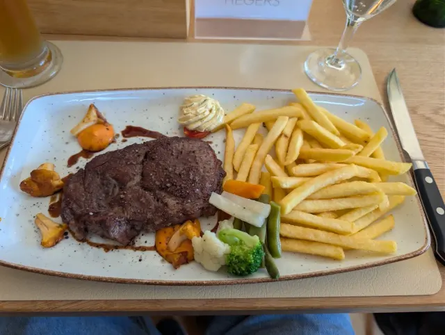 BookNoFees: Ristorante – Parkhotel – Bad Wünnenberg – Parkhotel, foto 2