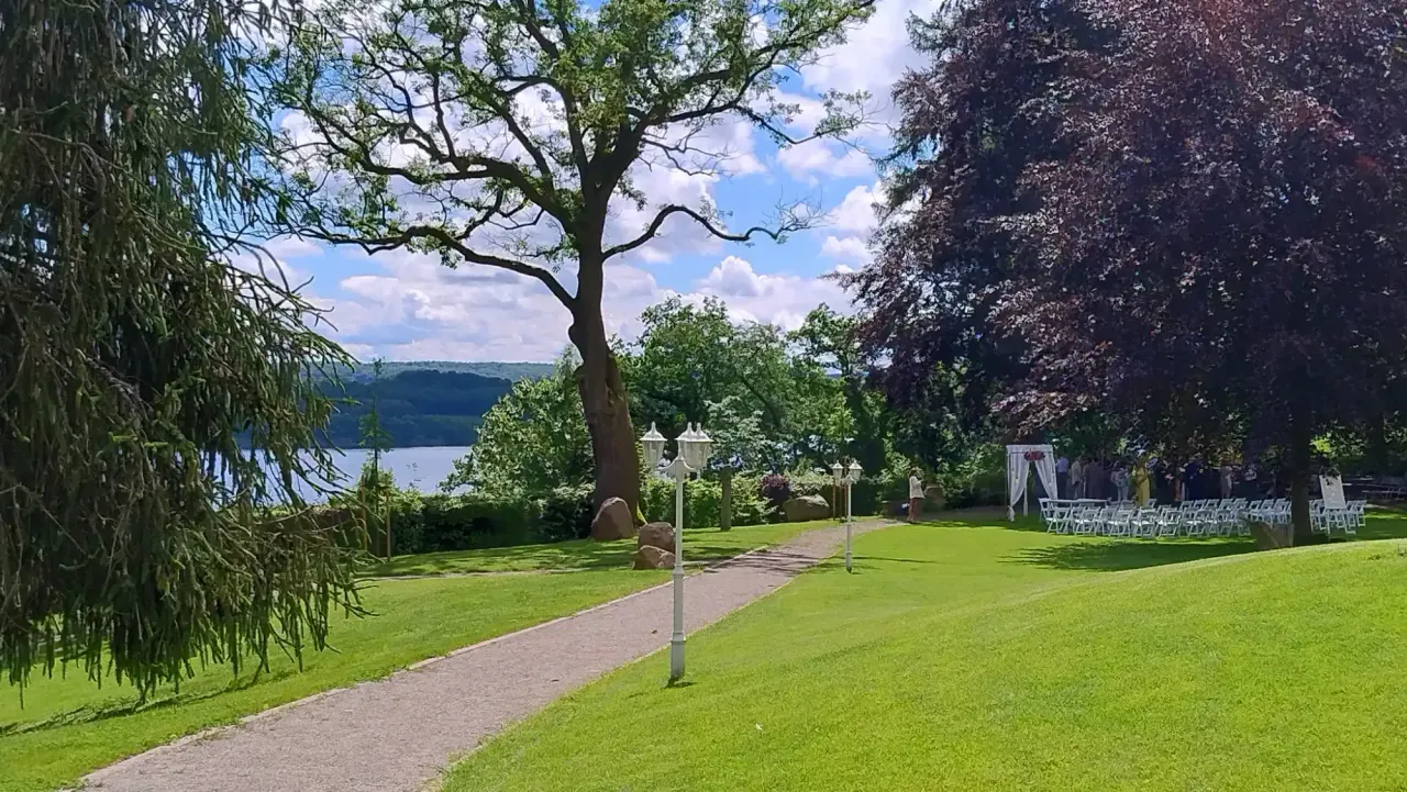 BookNoFees: Ristorante – Haus Delecke – Möhnesee-Delecke – Casa Delecke, foto 1