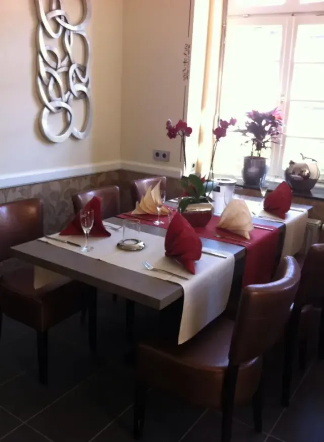 BookNoFees: Ristorante – Haus Drei Könige – Balve – Casa dei Tre Re, foto 2