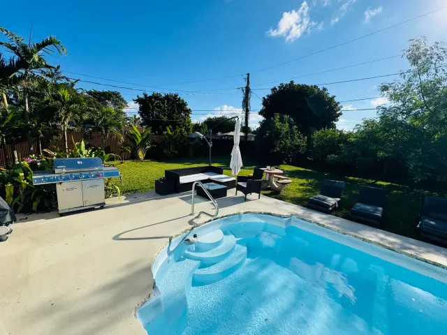 BookNoFees: casa vacanza a Cutler Bay – Tiny house tranquilla con giardino e piscina