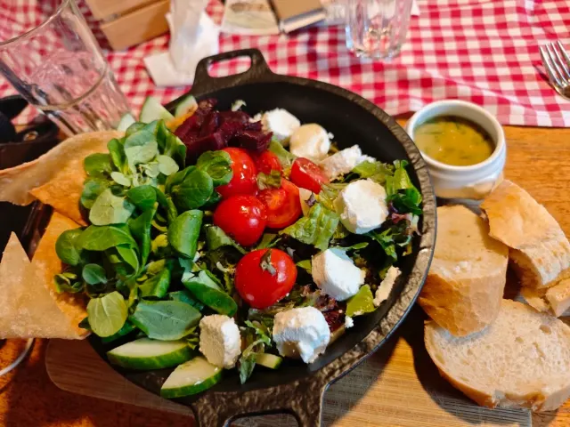 BookNoFees: Ristorante – Bavaria Alm (Gastro & Alm GmbH) – Herne – Bavaria Alm (Gastro & Alm GmbH), foto 2
