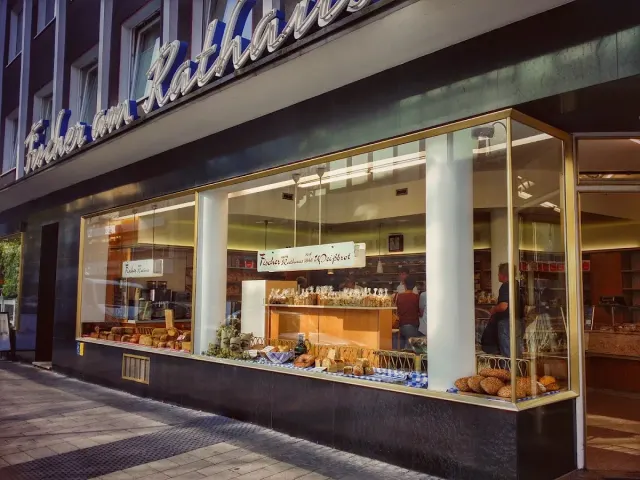 BookNoFees: Ristorante – Bäckerei Fischer am Rathaus – Dortmund – Panetteria Fischer vicino al municipio, foto 2