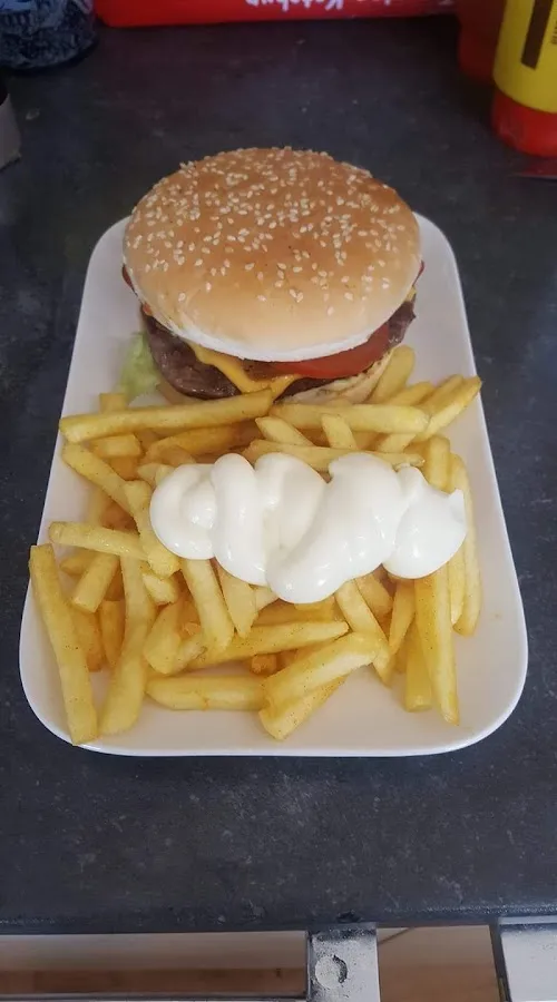 BookNoFees: Ristorante – Boxenstopp Streetfood – Nachrodt-Wiblingwerde – Pausa per uno spuntino da strada, foto 2