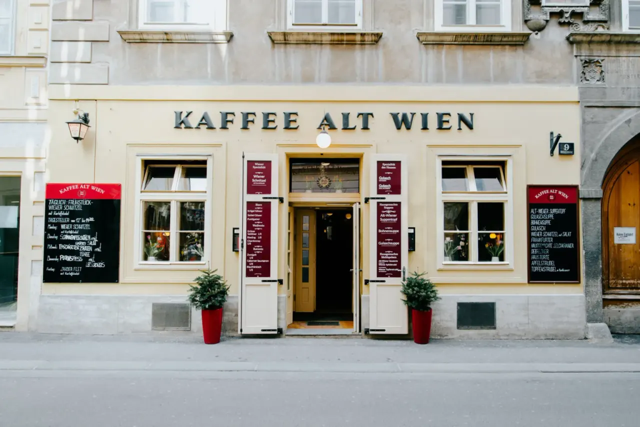 BookNoFees: Caffetteria – Kaffee Alt Wien – Vienna – Caffè Alt Wien, foto 1