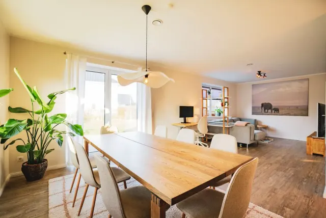 BookNoFees: posizione tranquilla | Wi-Fi | casa soleggiata – Ellerhoop